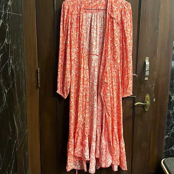 Latest Season Marks & Spencer Floral V-neck Midi Dress - Picture 6 of 8